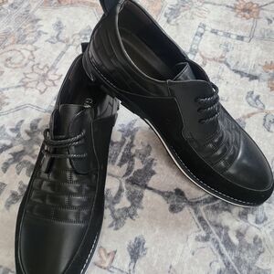 Elegant Black Oxford Shoes for Men